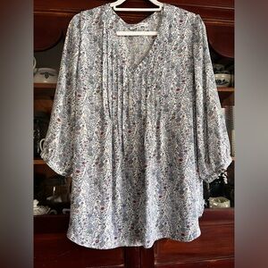 Women’s Rose & Olive plus size floral blouse 1X